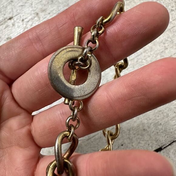 Vintage Monet Toggle Closure Chain Link Heart Charm Bracelet - Picture 3 of 7